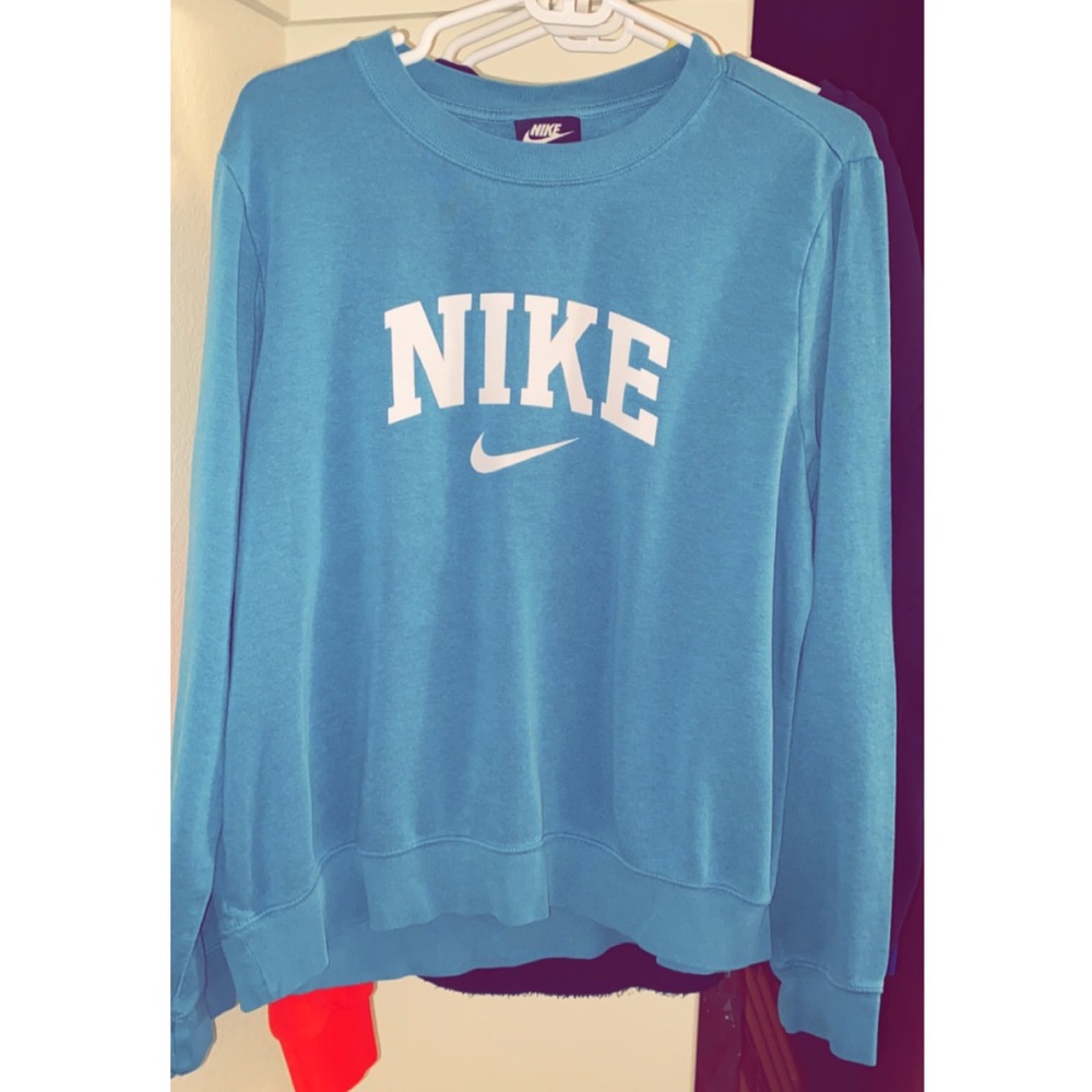 Nike Sweater